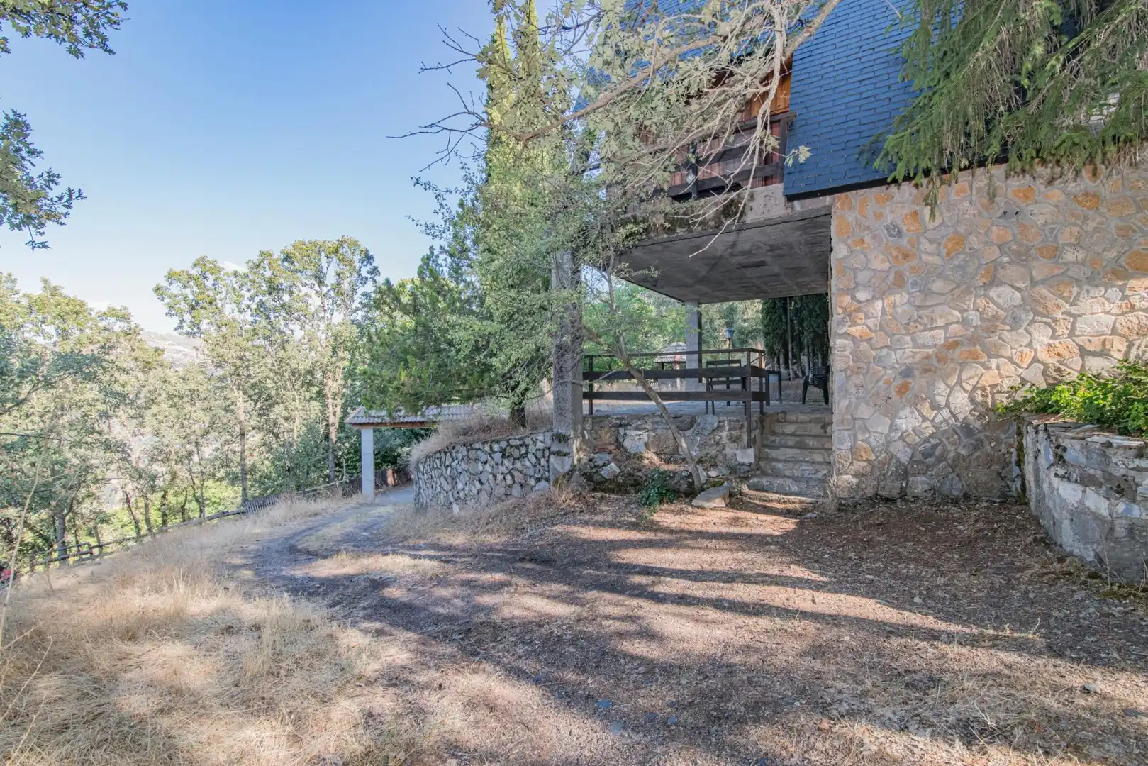 Vista exterior de Casa o chalet en venta en Güéjar Sierra con Calefacción, Jardín privado y Terraza