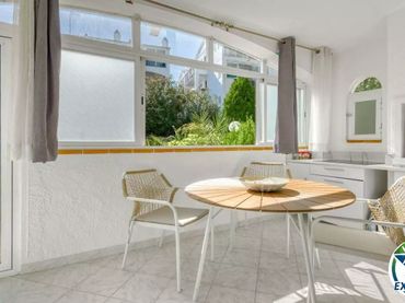 Apartamento en venta en Calle Josep Carner 8
