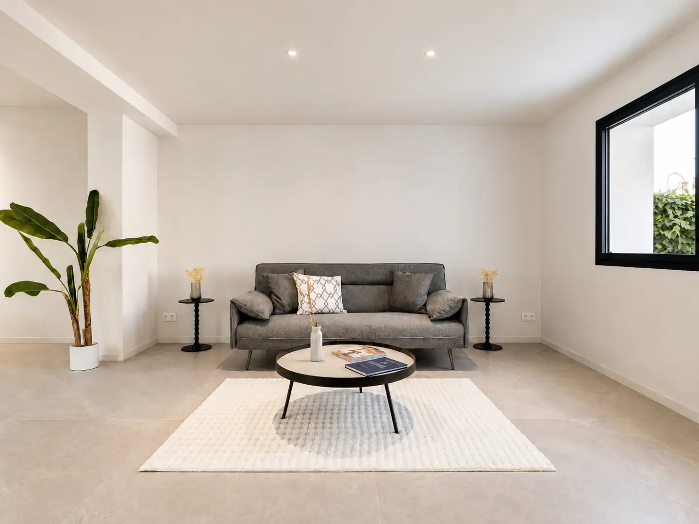 Sala d'estar de Casa o xalet en venda en Pozuelo de Alarcón amb Aire condicionat, Calefacció i Jardí privat