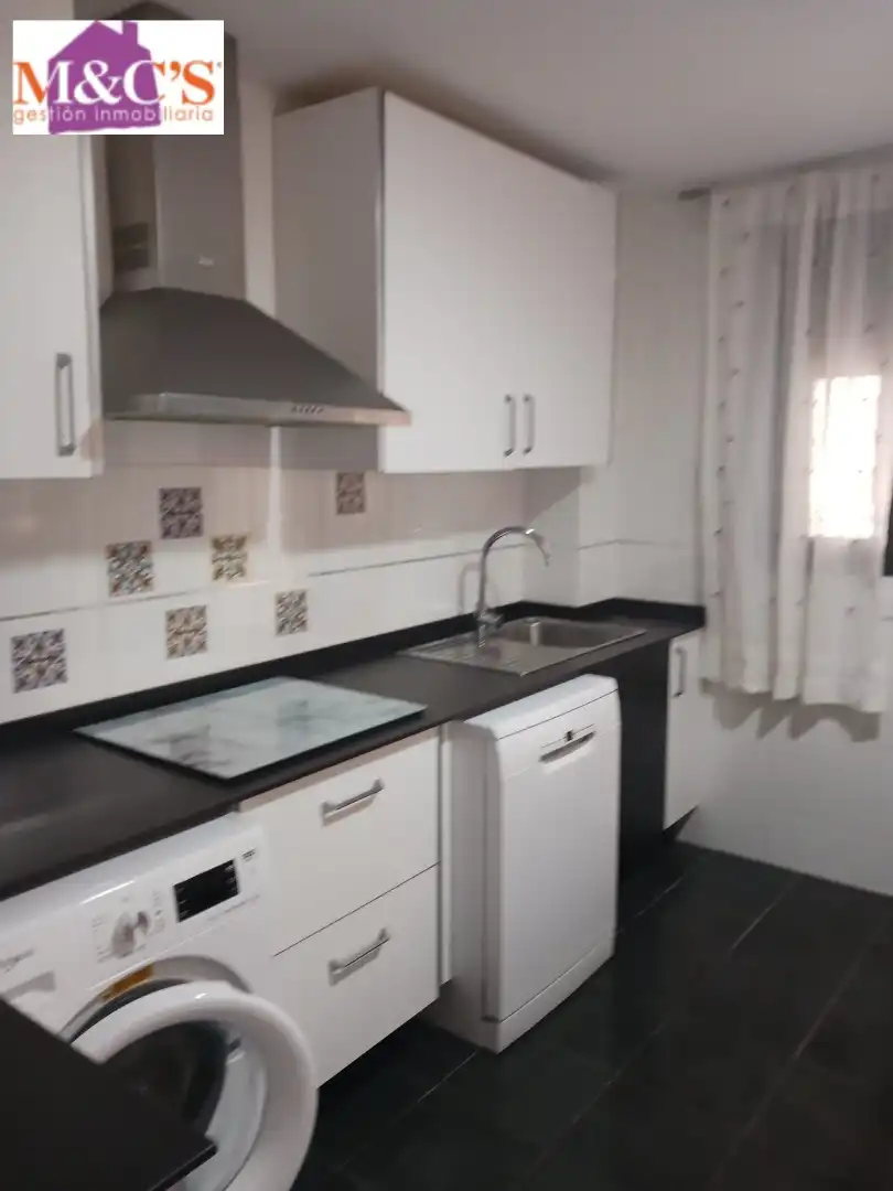 Cuina de Casa o xalet en venda en Puertollano amb Aire condicionat, Calefacció i Traster
