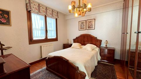 Foto 2 de Piso en venta en Kalero - Basozelai, Basauri