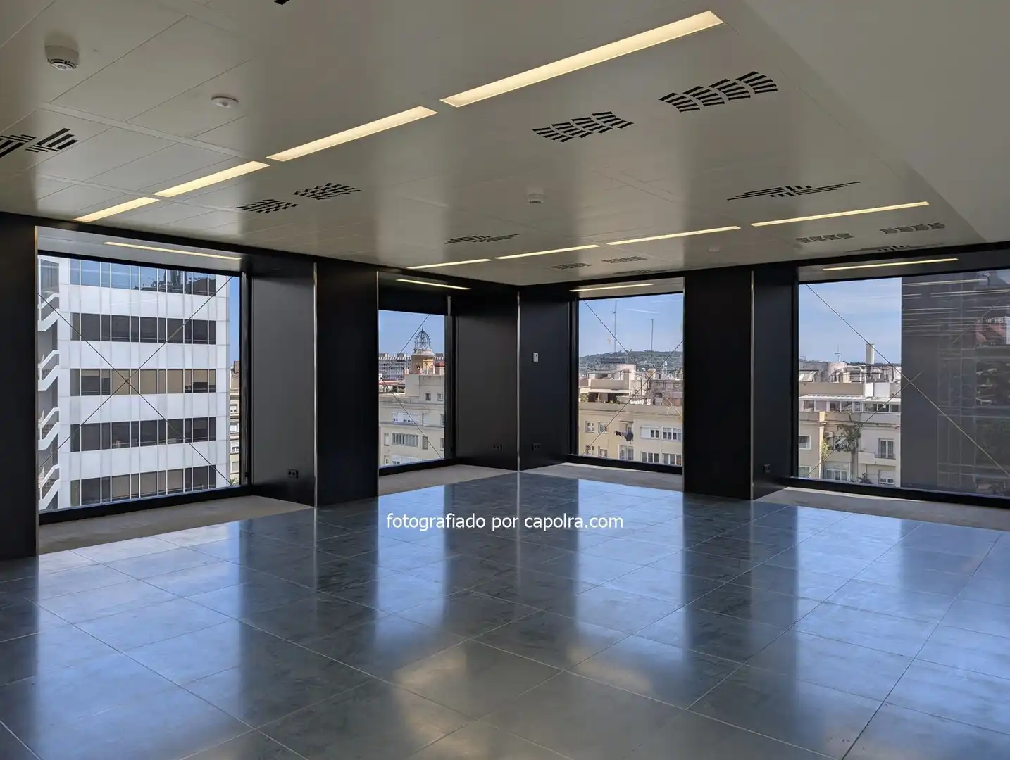 Büro zur Miete in Avenida Diagonal, Barri de les Corts