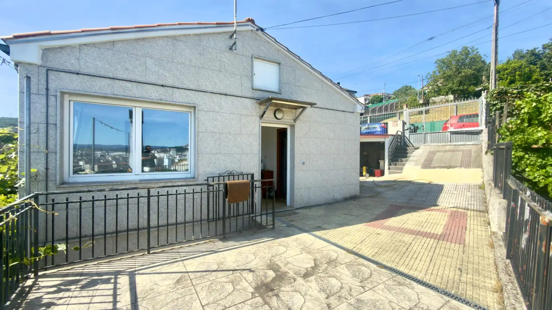 Exterior view of Houses for sale in Ourense Capital   with Heating, Private garden and Terrace