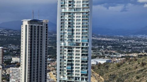Apartamento con piscina compartida en Benidorm, provincia de Alicante. 2 habitaciones | 87 m² | 700 metros al mar, imatge 2