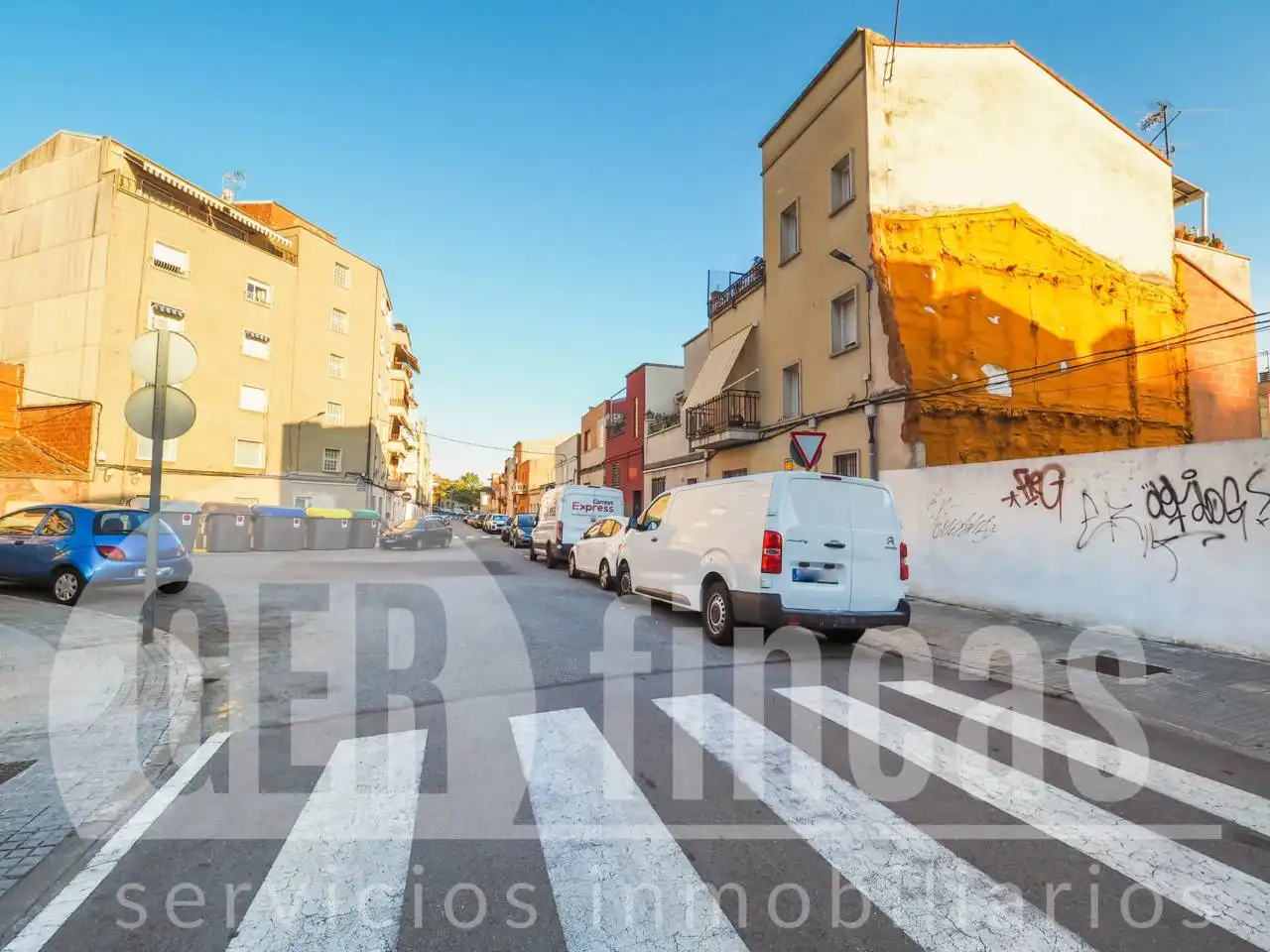 Außenansicht von Residential zum Verkauf in Terrassa