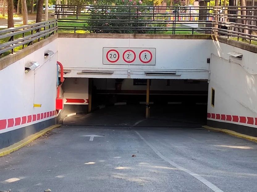 Parking of Garage to rent in Móstoles