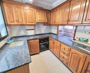 Kitchen of Apartment to rent in Alzira