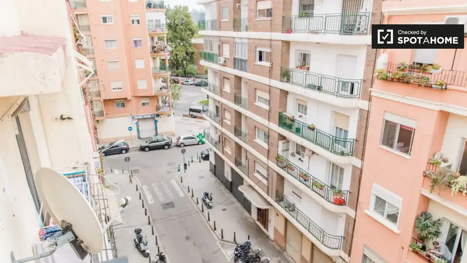 Vista exterior de Pis de lloguer en Valencia amb Aire condicionat, Calefacció i Moblat