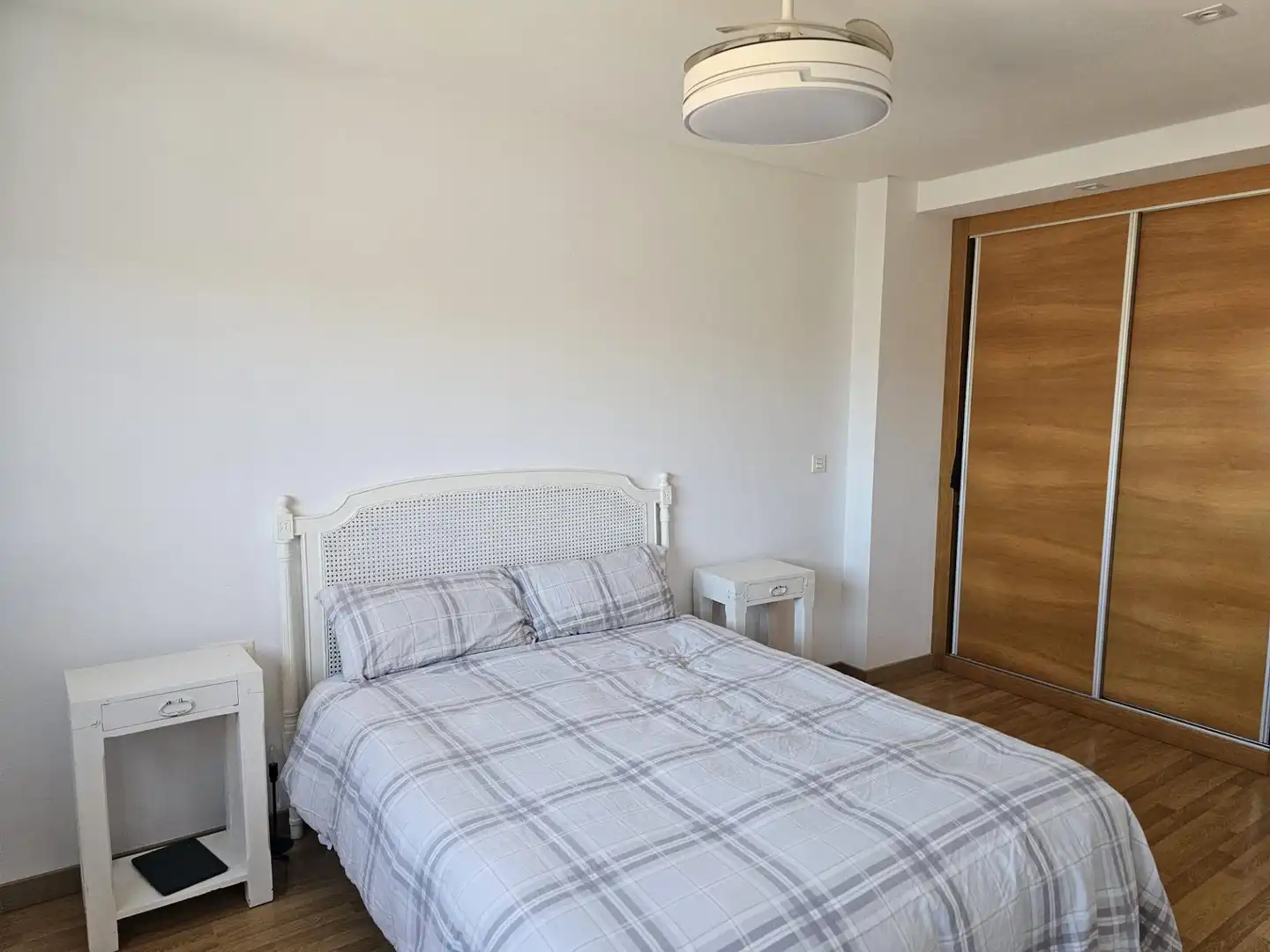Flat for sale in Calle HOLANDA, Crevillent