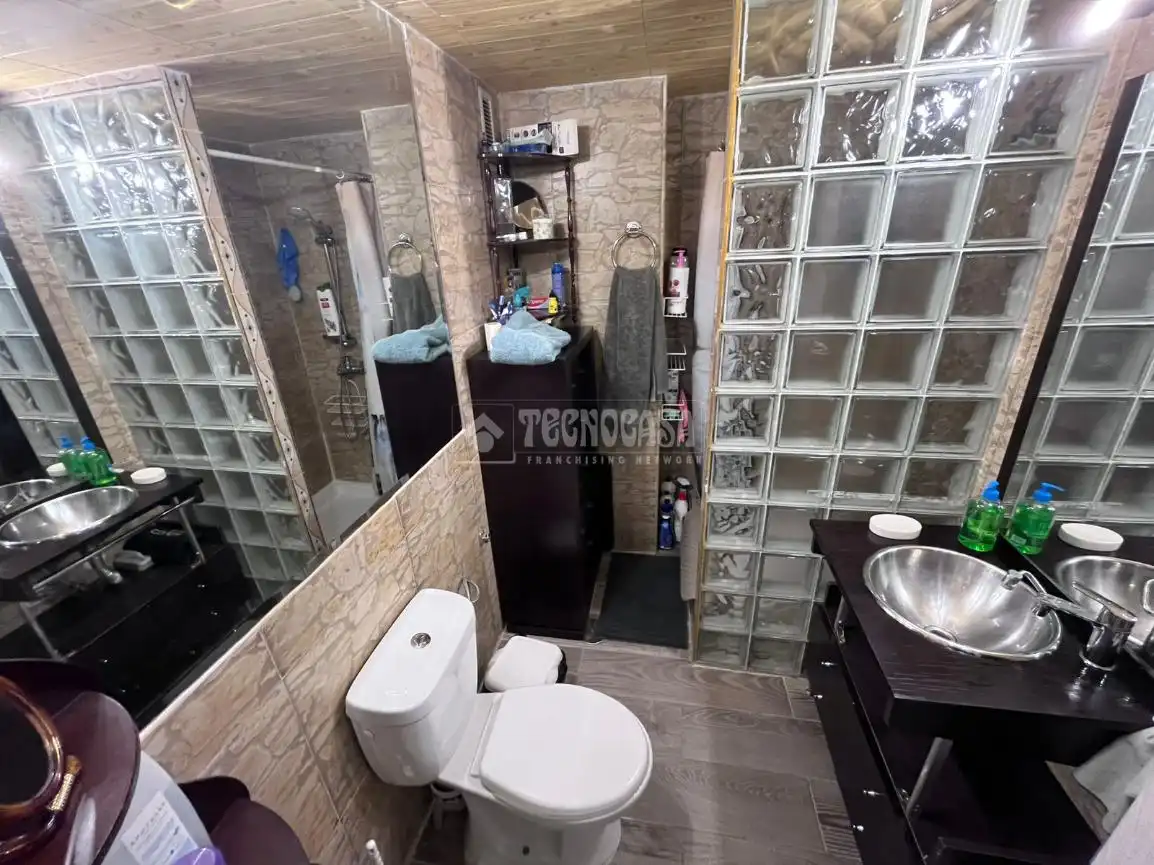 Bany de Pis en venda en Torrejón de Ardoz amb Calefacció i Piscina
