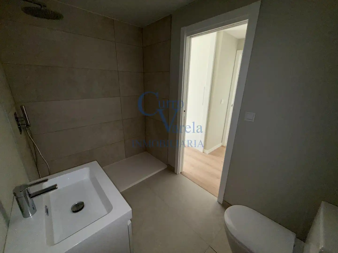 Appartamento con piscina in affitto a Entrenúcleos, imagen 18