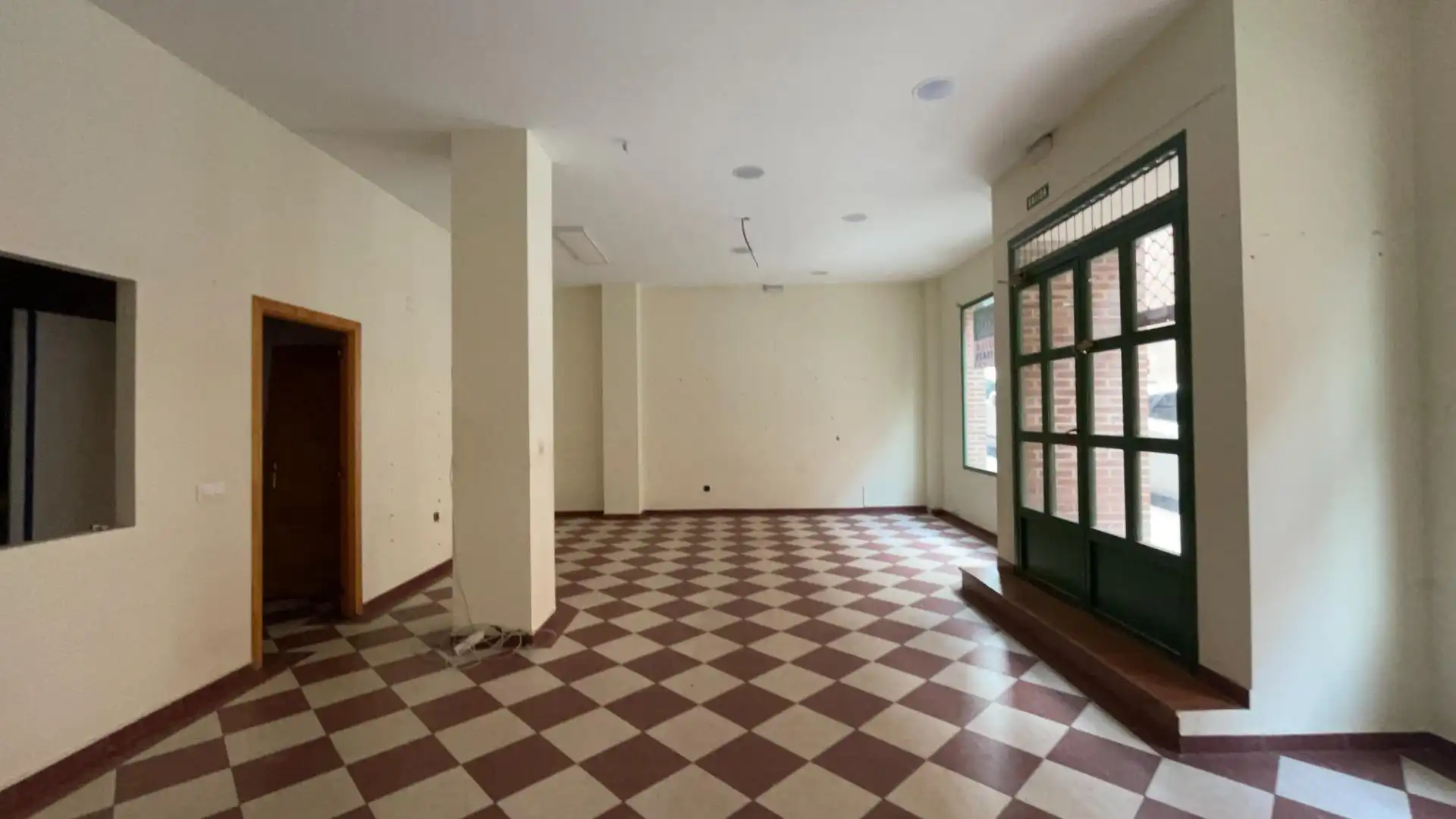 Local de alquiler en Guadalajara