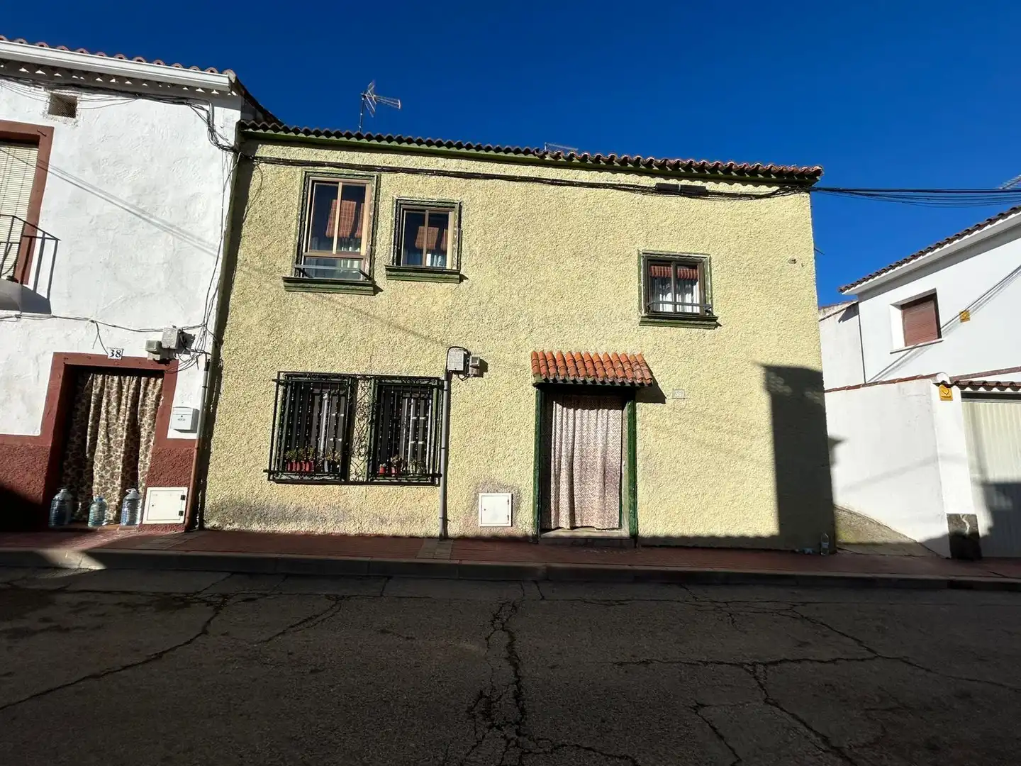 Vista exterior de Finca rústica en venda en Corpa amb Calefacció, Terrassa i Traster