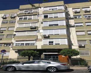 Exterior view of Flat for sale in  Sevilla Capital  with Air Conditioner