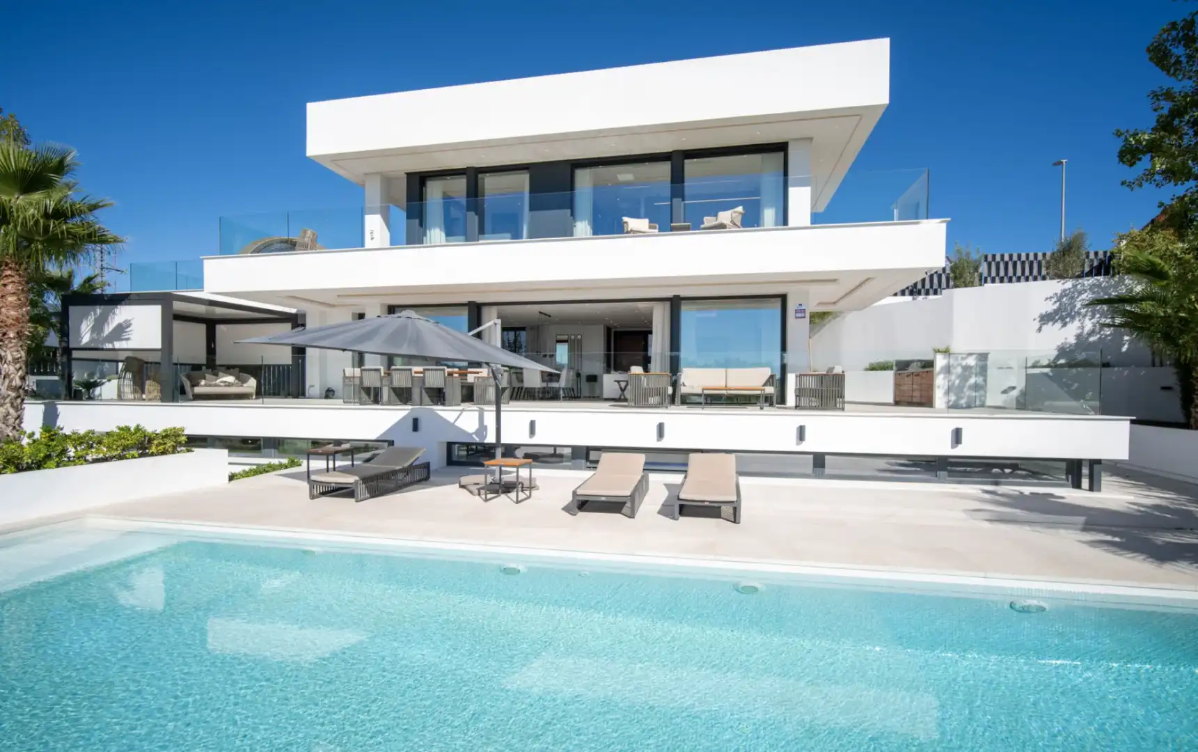 Casa con piscina in vendita a Nueva Andalucía, imagen 2