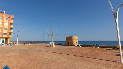 Apartamento reformado con terraza en la provincia de Alicante, en la localidad de Torrevieja, en la pedanía de La Mata. 3 habitaci, imatge 3