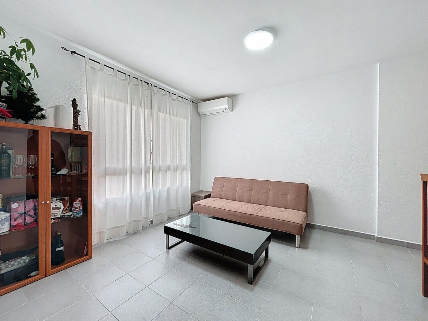 Living room of Flat for sale in La Nucia  with Air Conditioner, Storage room and Furnished