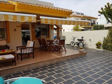 Casa amb piscina de lloguer a Torre de la Horadada