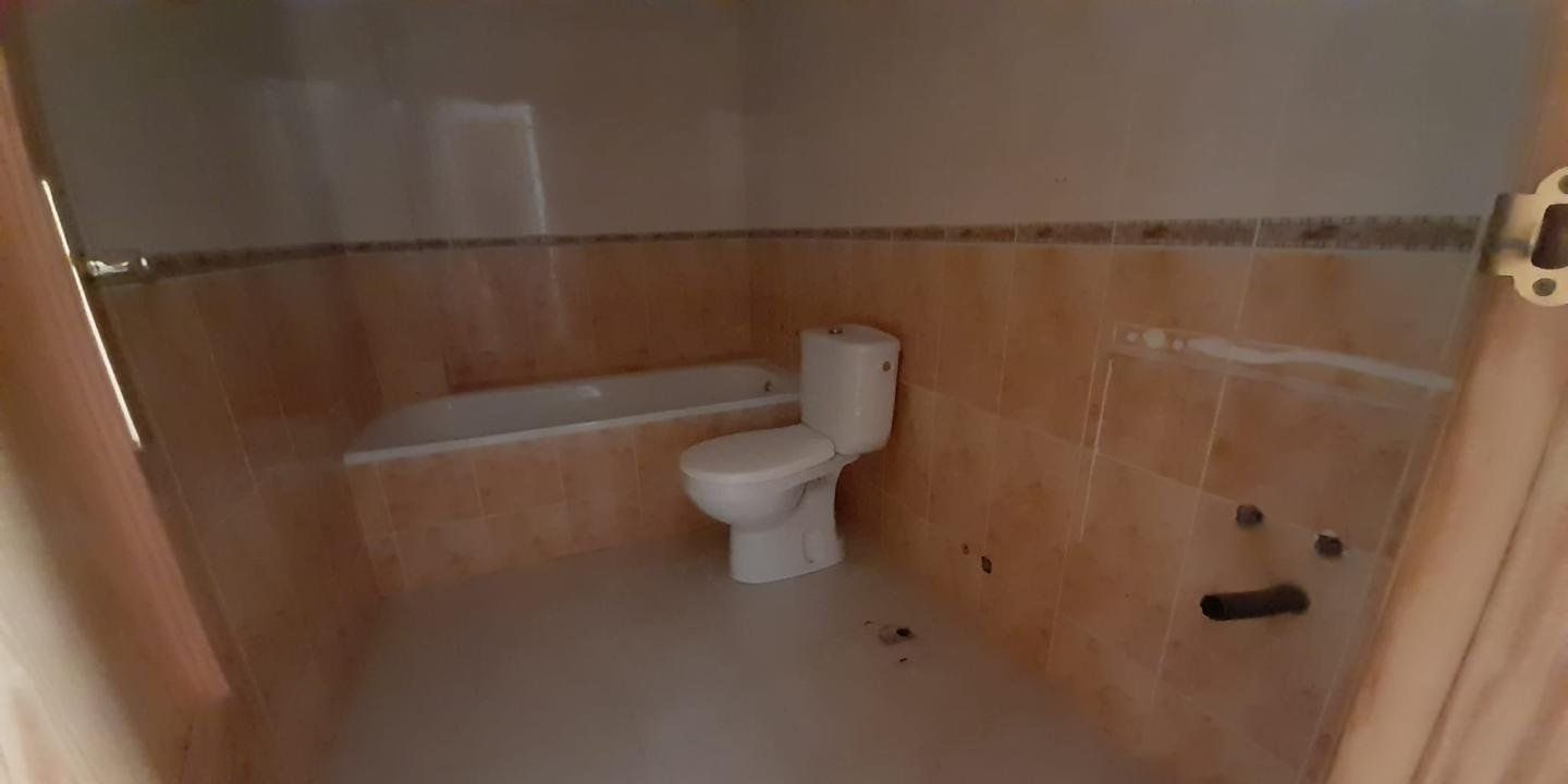 Piso en venta en Parque de la Bombilla  , Llíria