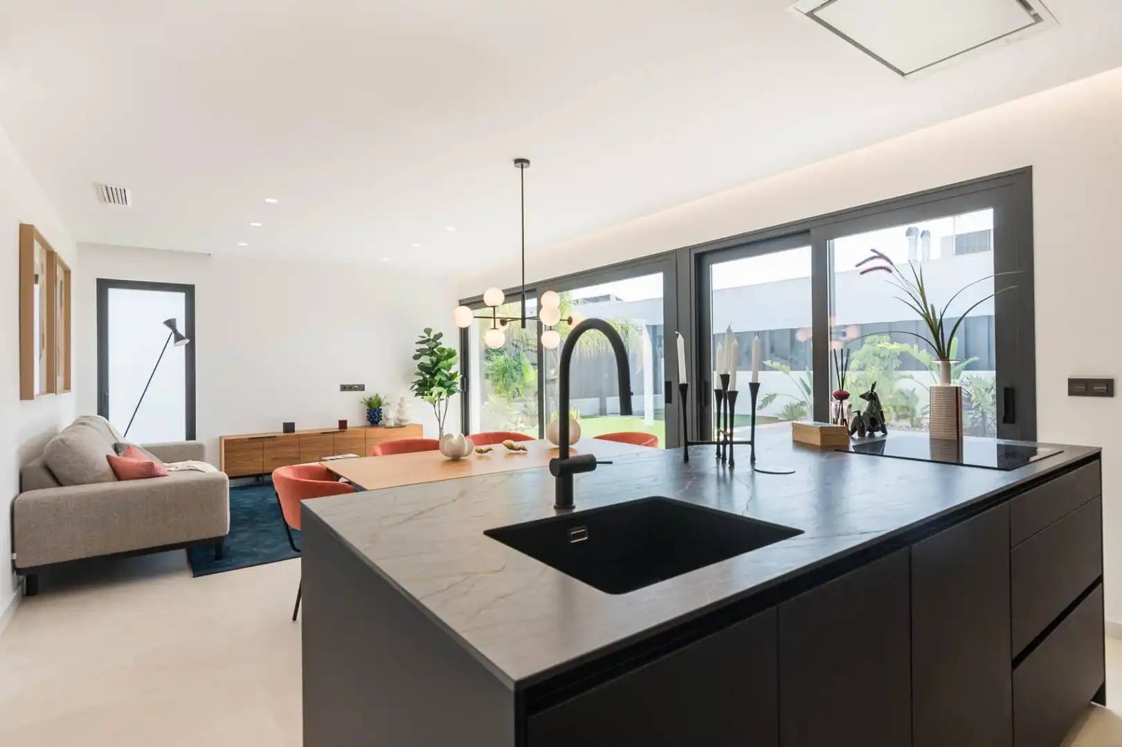 Villa mit Pool zum Verkauf in Urbanizacion de la Quinta, imagen 5