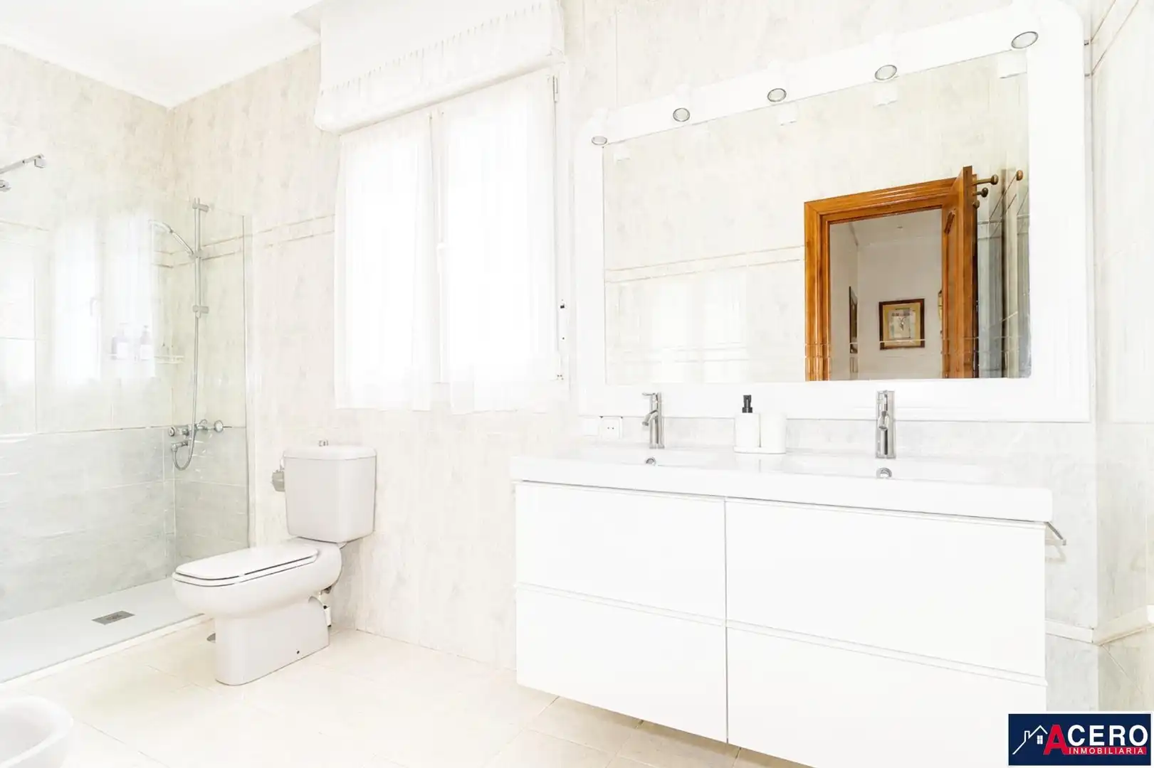 Baño de Apartamento de alquiler en Piélagos