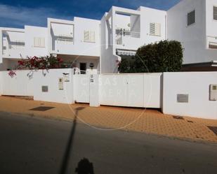 Vista exterior de Casa adosada en venda en Mojácar amb Terrassa, Moblat i Alarma