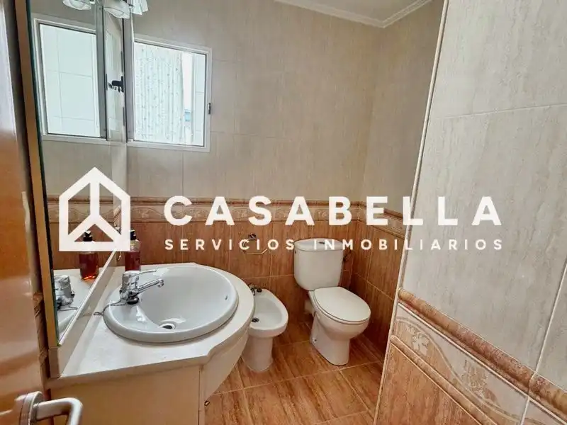 Bathroom of Flat for sale in Valencia