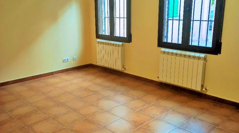 Foto 3 de Casa adosada de alquiler en Calle de la Chinchona, Chinchón, Madrid