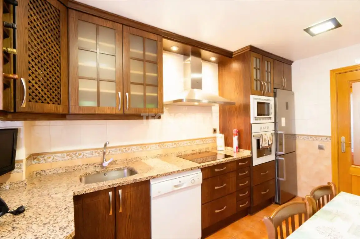 Cocina de Piso en venta en Toledo con Calefacción