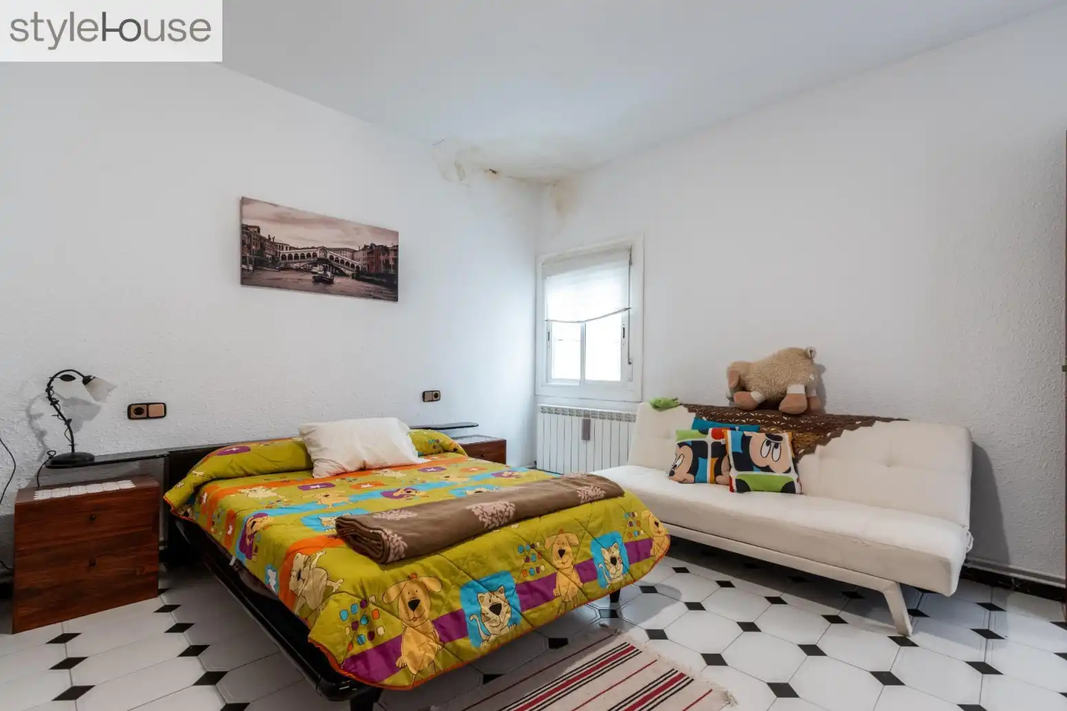 Bedroom of Houses for sale in Terrassa  with Parquet flooring, Terrace and Storage room