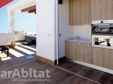 Villa con piscina in vendita a Avenida Ciudad de barcelona