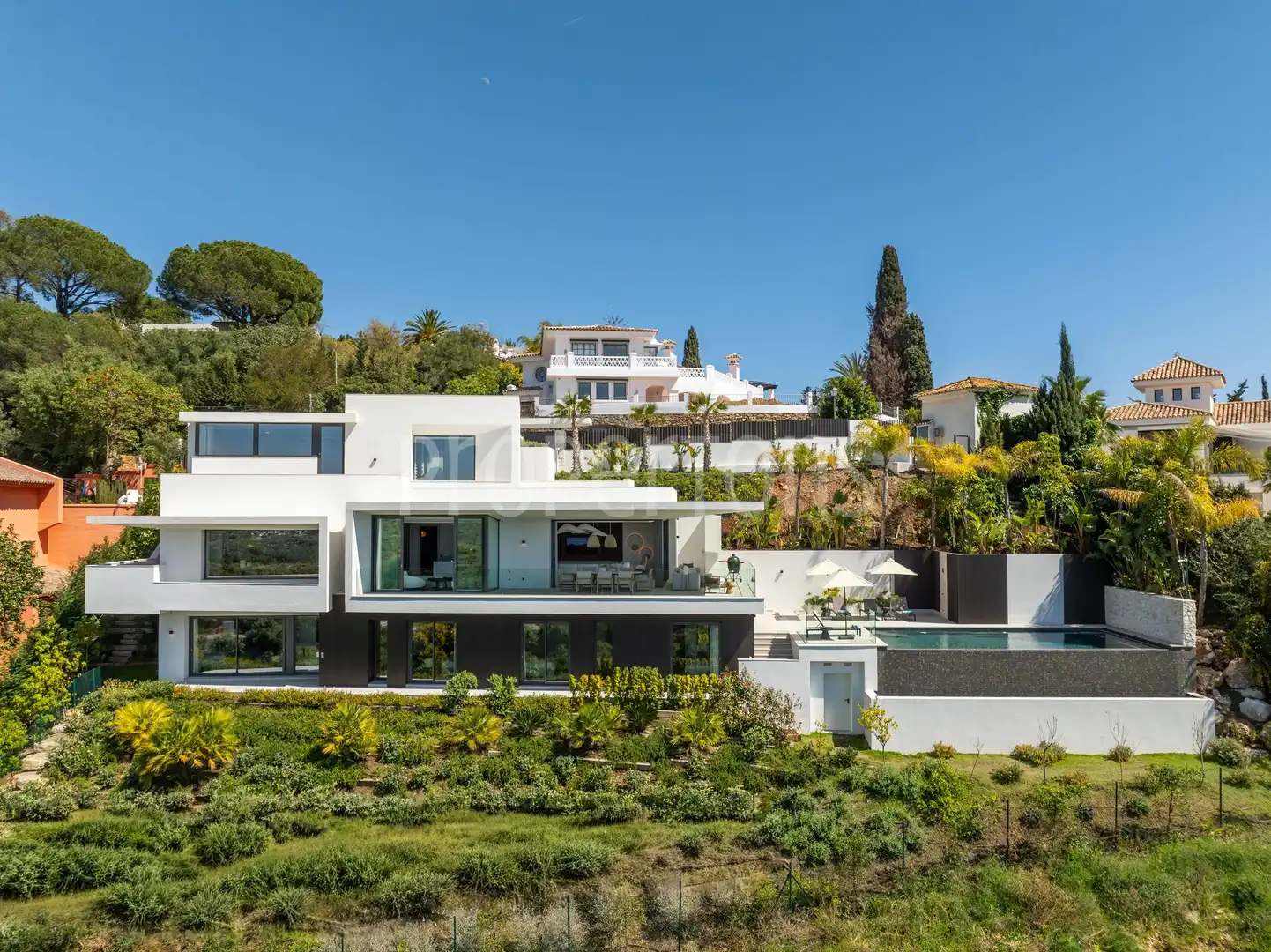 Vista exterior de Casa o chalet en venta en Marbella