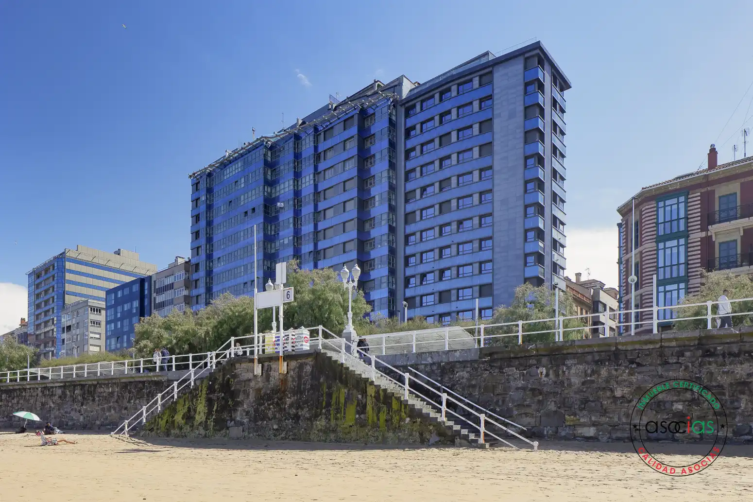 Vista exterior de Piso en venta en Gijón  con Calefacción, Terraza y Balcón