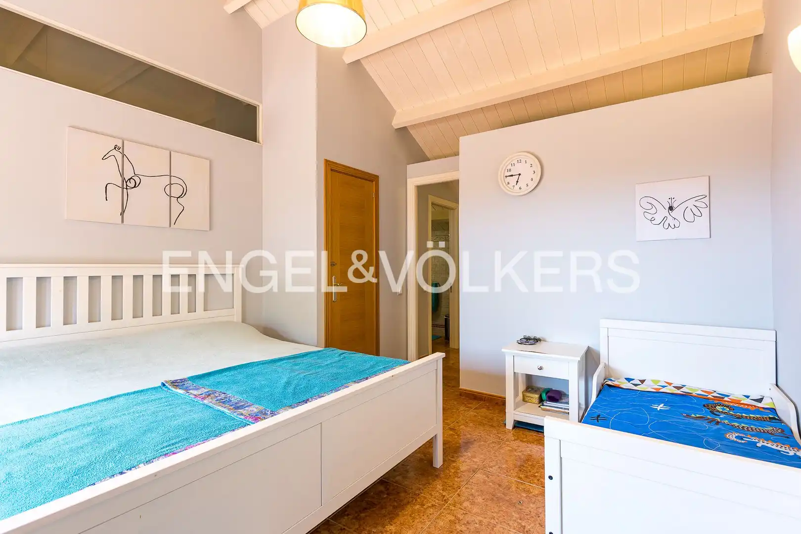 Schlafzimmer von Einfamilien-Reihenhaus zur Miete in Castelldefels mit Klimaanlage, Heizung und Privatgarten