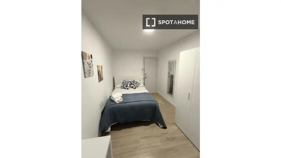 Habitació a Santa Cristina - San Rafael