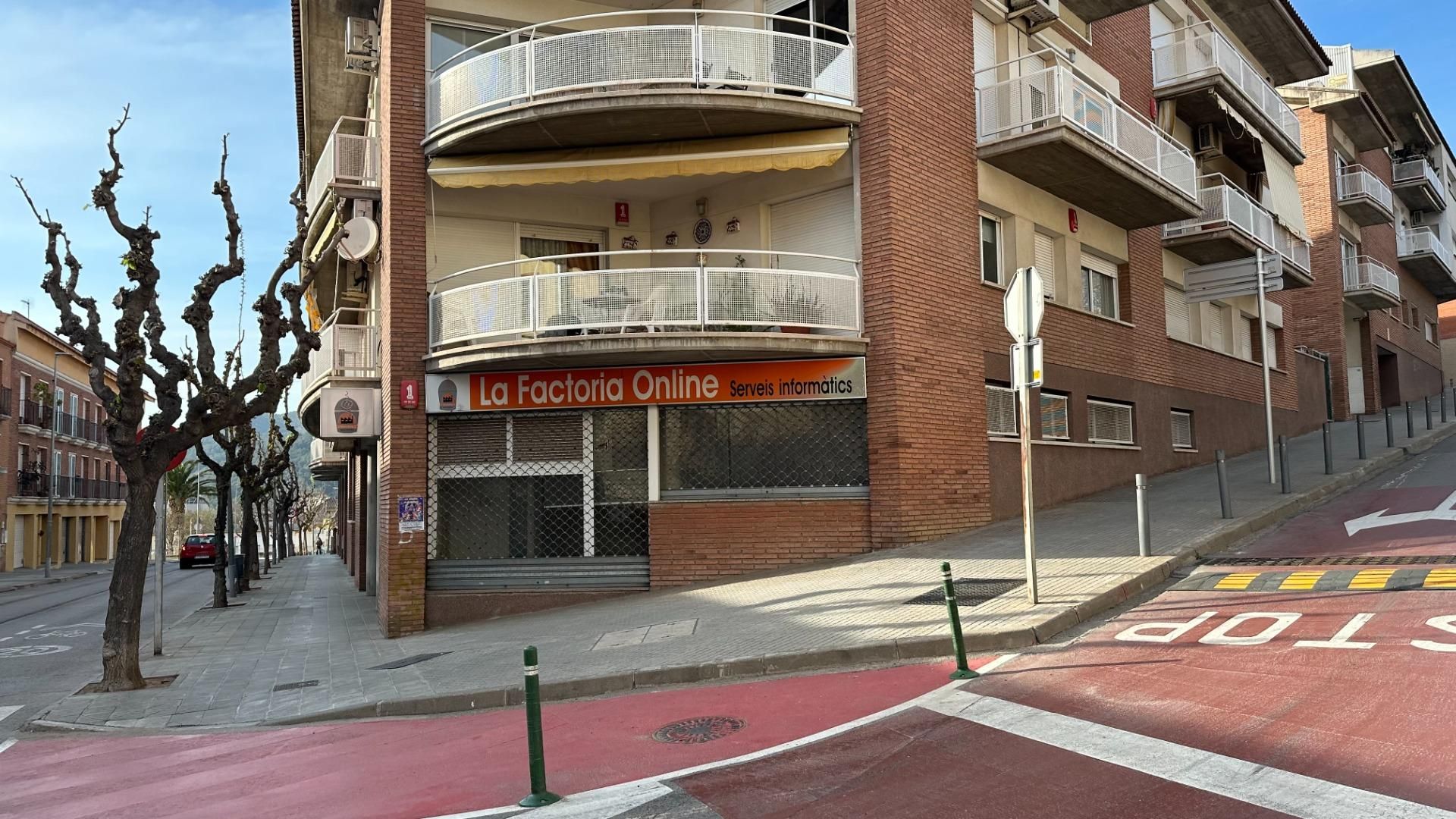 Exterior view of Premises for sale in Olesa de Montserrat