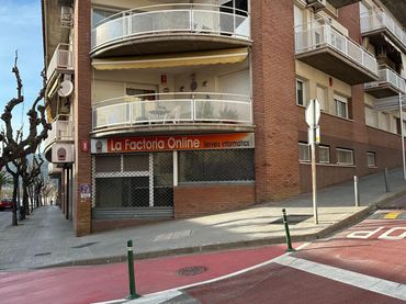 Local comercial en venda a ANGELINES