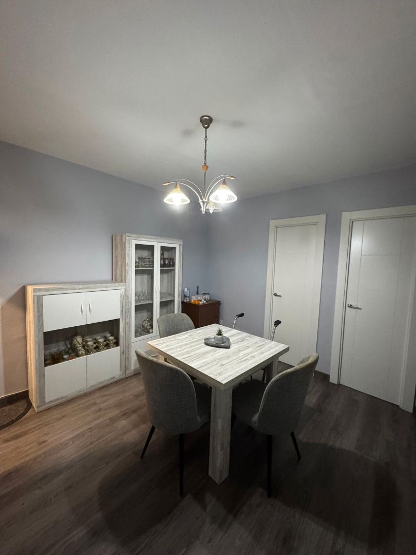 Dining room of Flat for sale in Badalona  with Air Conditioner, Parquet flooring and Storage room