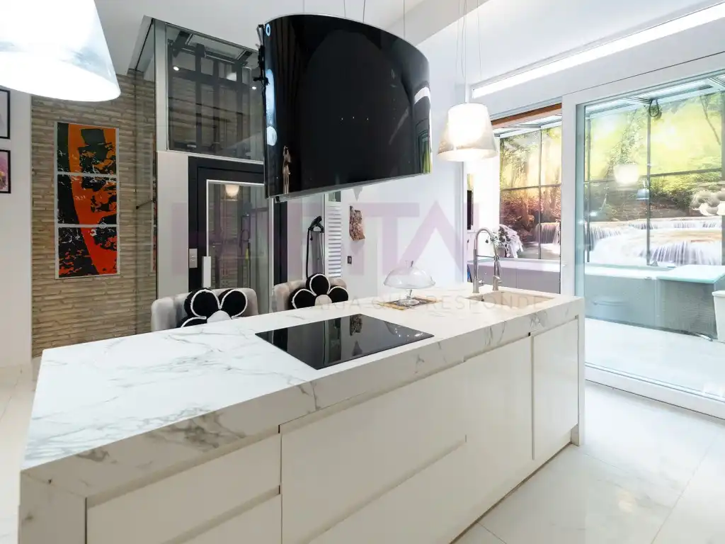Cocina de Dúplex en venta en Valencia