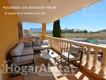 Detached house with balcony for sale in Calle Turquesa