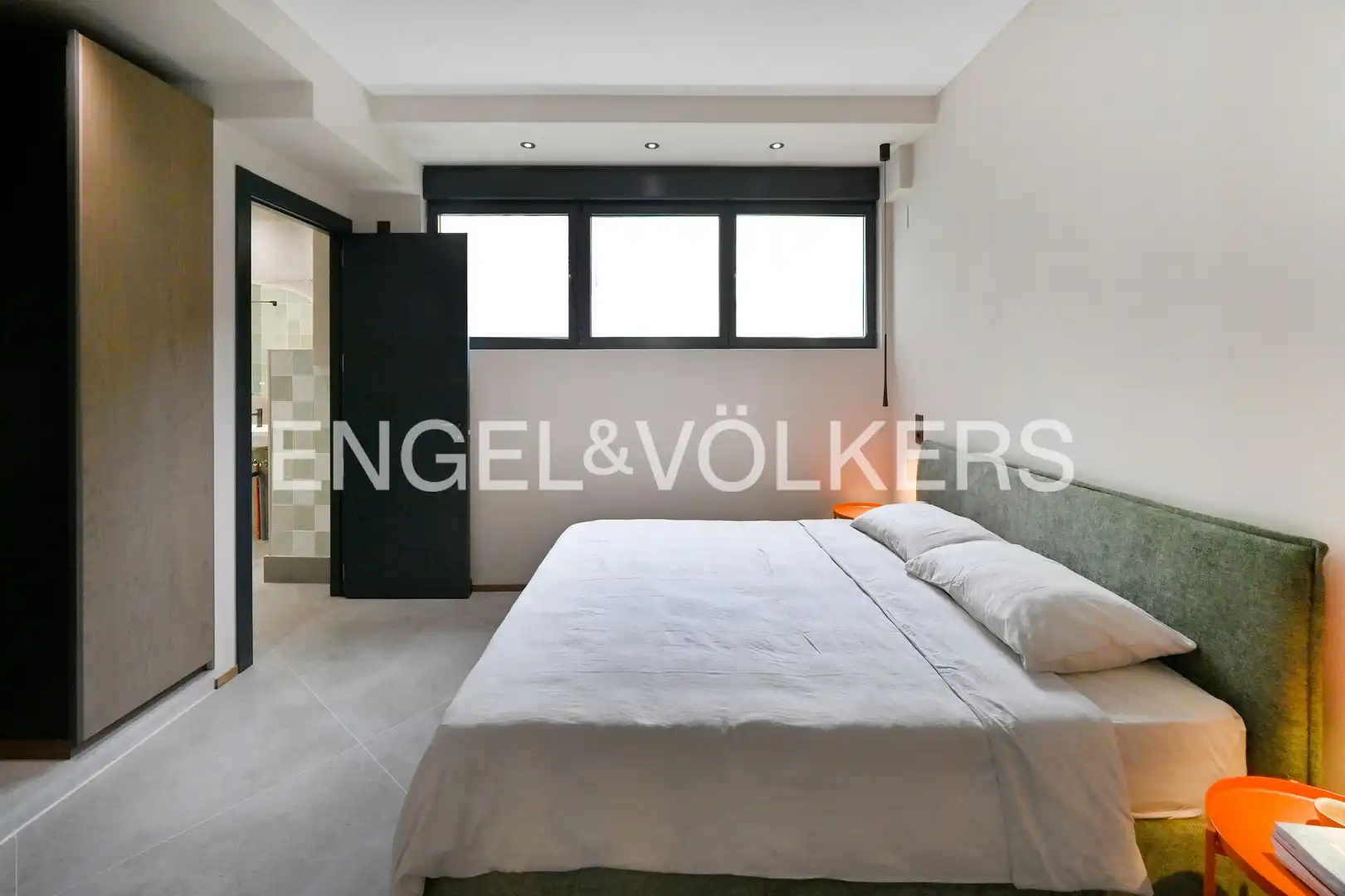 Habitación de Planta baja en venta en Santander con Aire acondicionado y Calefacción