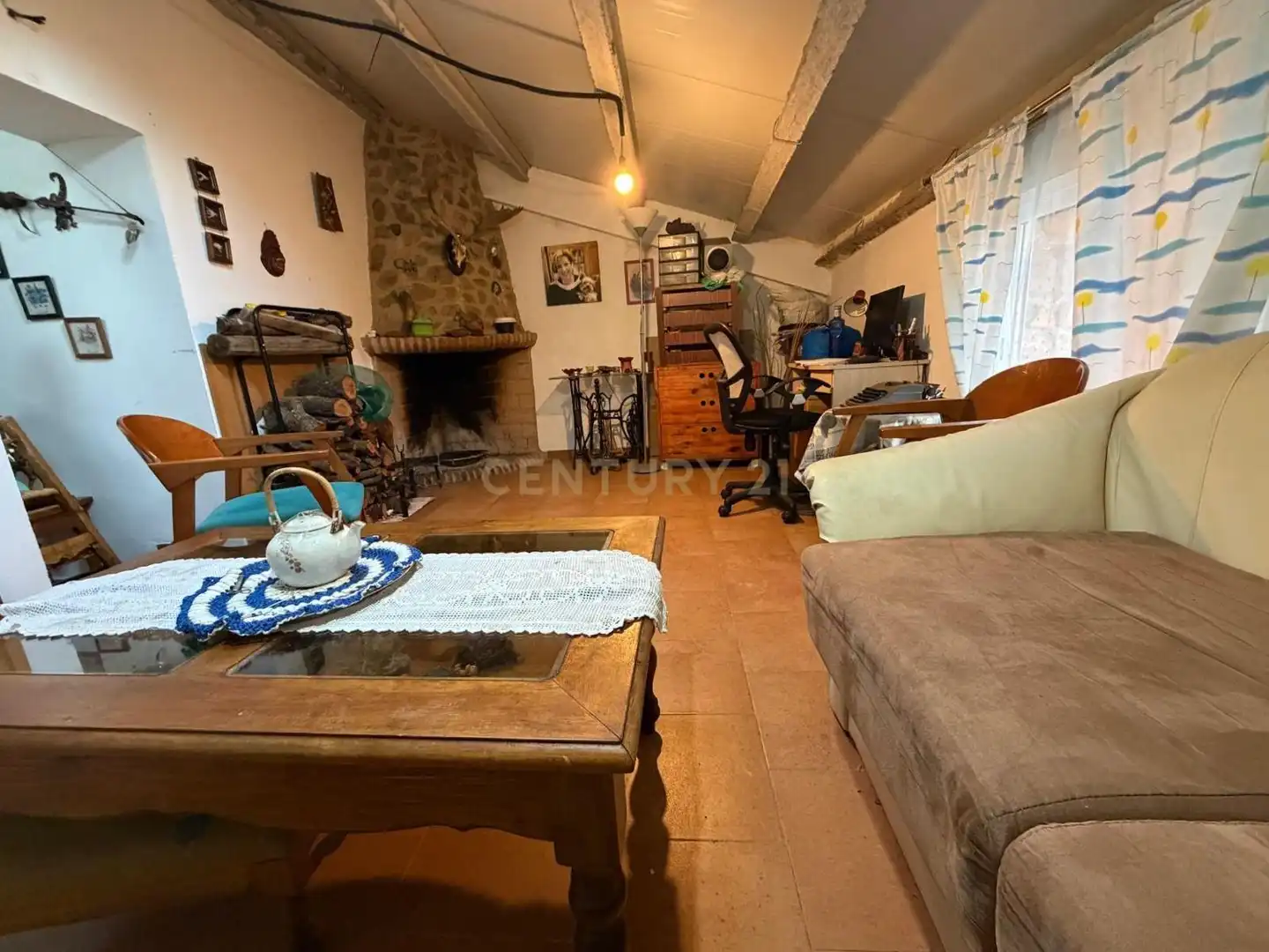 Living room of Apartments for sale in Plasenzuela  with Washing machine, Microwave and TV