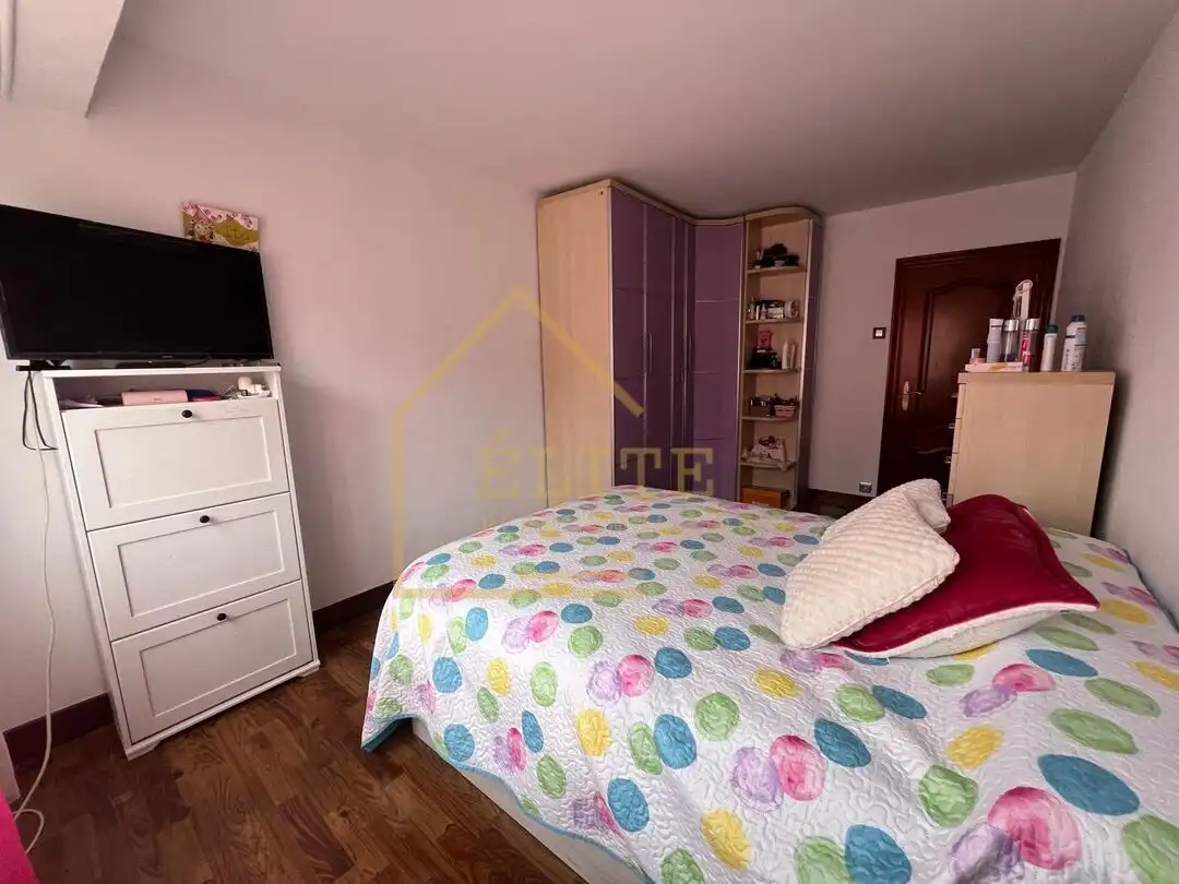 Habitación de Piso en venta en Santurtzi  con Calefacción, Trastero y Balcón