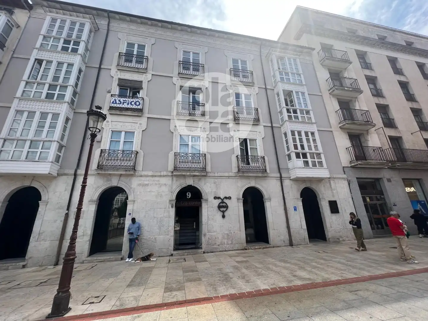 Oficina amb ascensor de lloguer a La Libertad