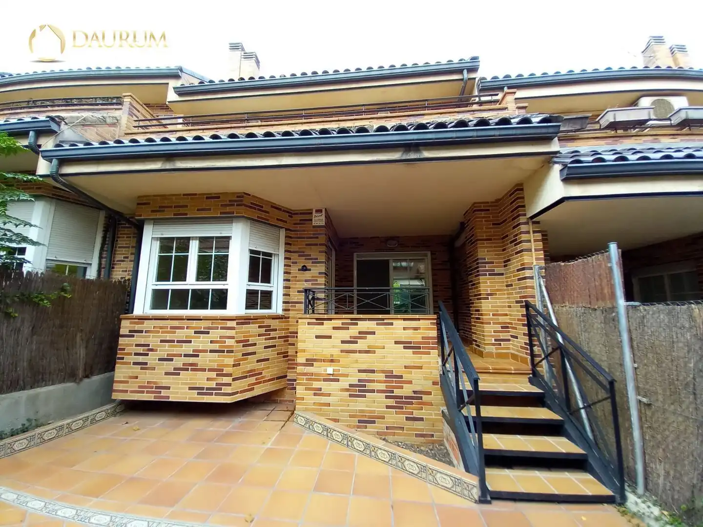 Vista exterior de Casa adosada en venda en Fuencarral - El Pardo