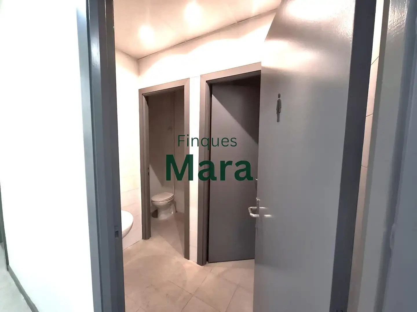 Office for rent in Sant Boi de Llobregat  with Air Conditioner