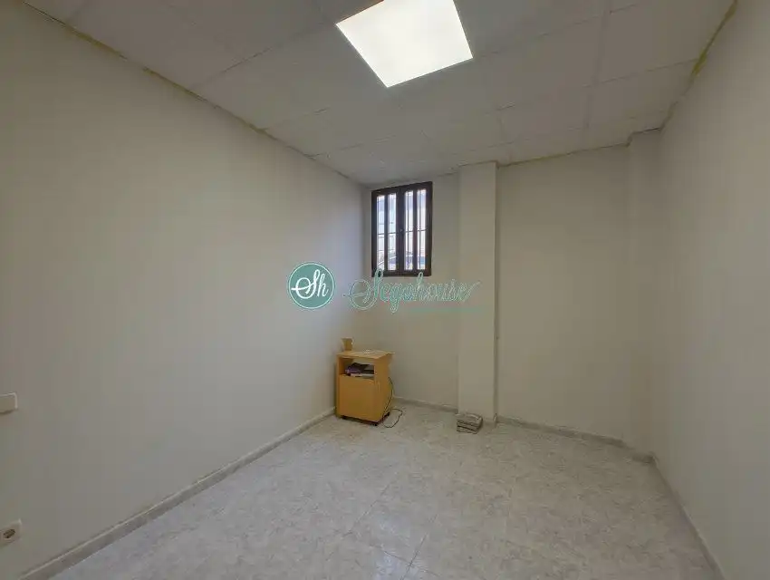 Business premises to rent in La Lastrilla, imagen 47