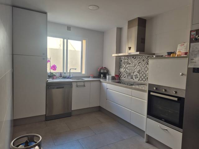 Piso en Venta en Plaza de la Trianilla en Torre Cruz - Los Molinos