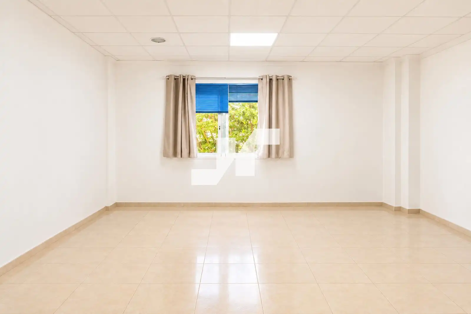 Büro mit Aufzug zur Miete in Cariñena