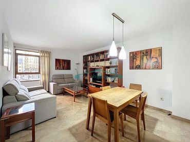 Piso con ascensor en venta en Ciutat Vella